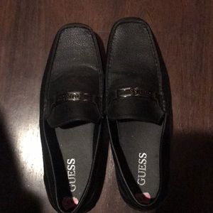 Guess dress shoes
